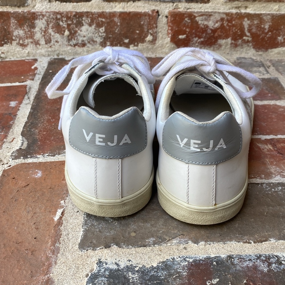 Veja low top sneakers with gray logo - Picture 11 of 16